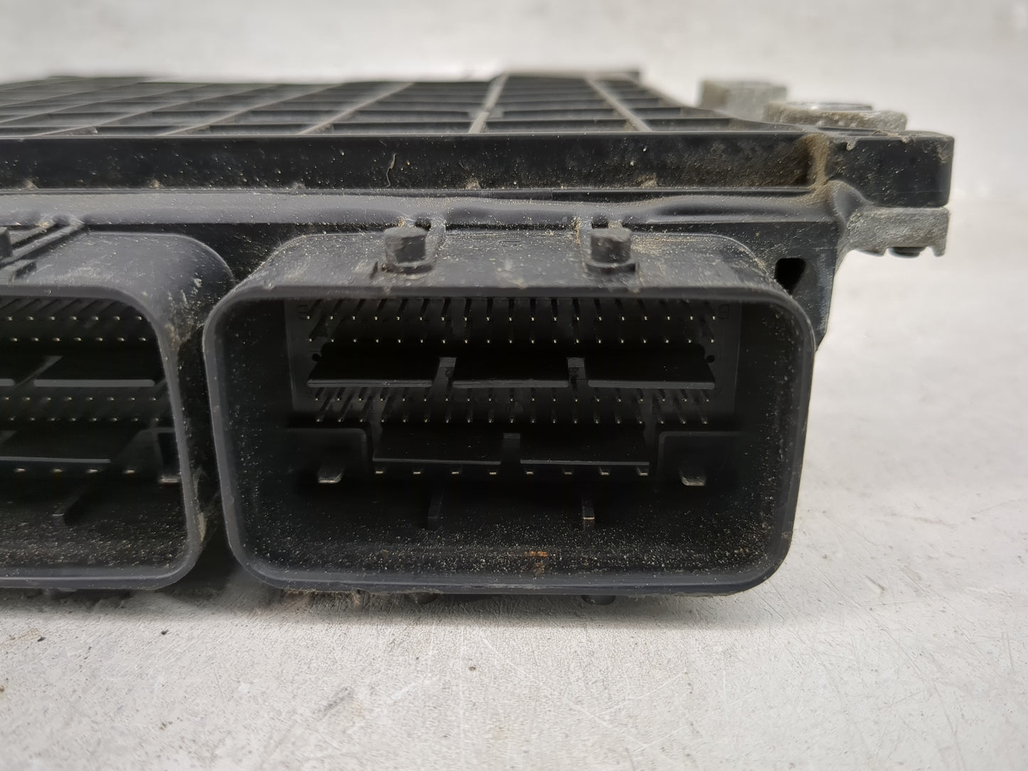 2017 Nissan Pathfinder PCM Engine Control Computer ECU ECM PCU OEM P/N:NEC018-071 BED403-300 Fits OEM Used Auto Parts - Oemu