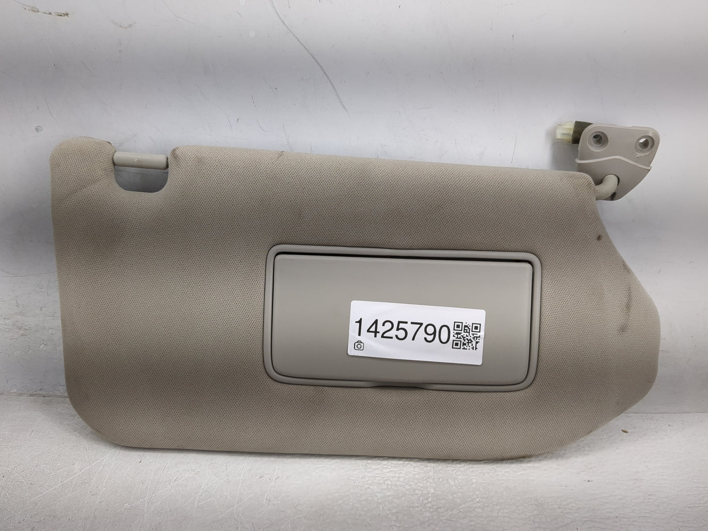 2013-2018 Nissan Pathfinder Sun Visor Shade Replacement Passenger Right Mirror Fits Fits 2013 2014 2015 2016 2017 2018 2019 