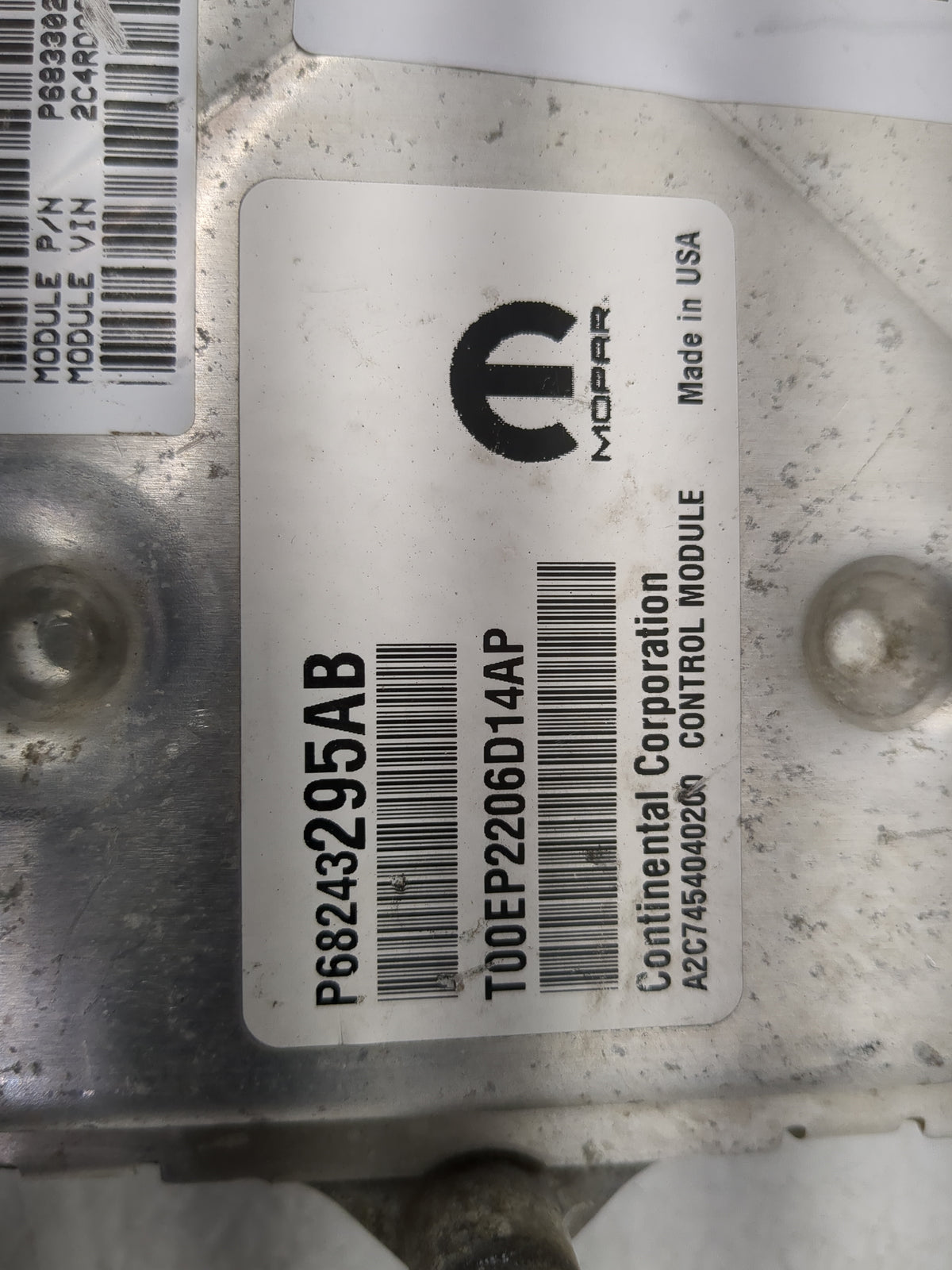 2017 Nissan Pathfinder PCM Engine Control Computer ECU ECM PCU OEM P/N:68243295AB Fits OEM Used Auto Parts - Oemusedautopart