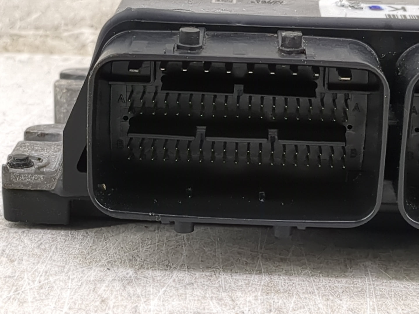 2017 Nissan Pathfinder PCM Engine Control Computer ECU ECM PCU OEM P/N:NEC030-030 NEC018-069 Fits OEM Used Auto Parts - Oemu