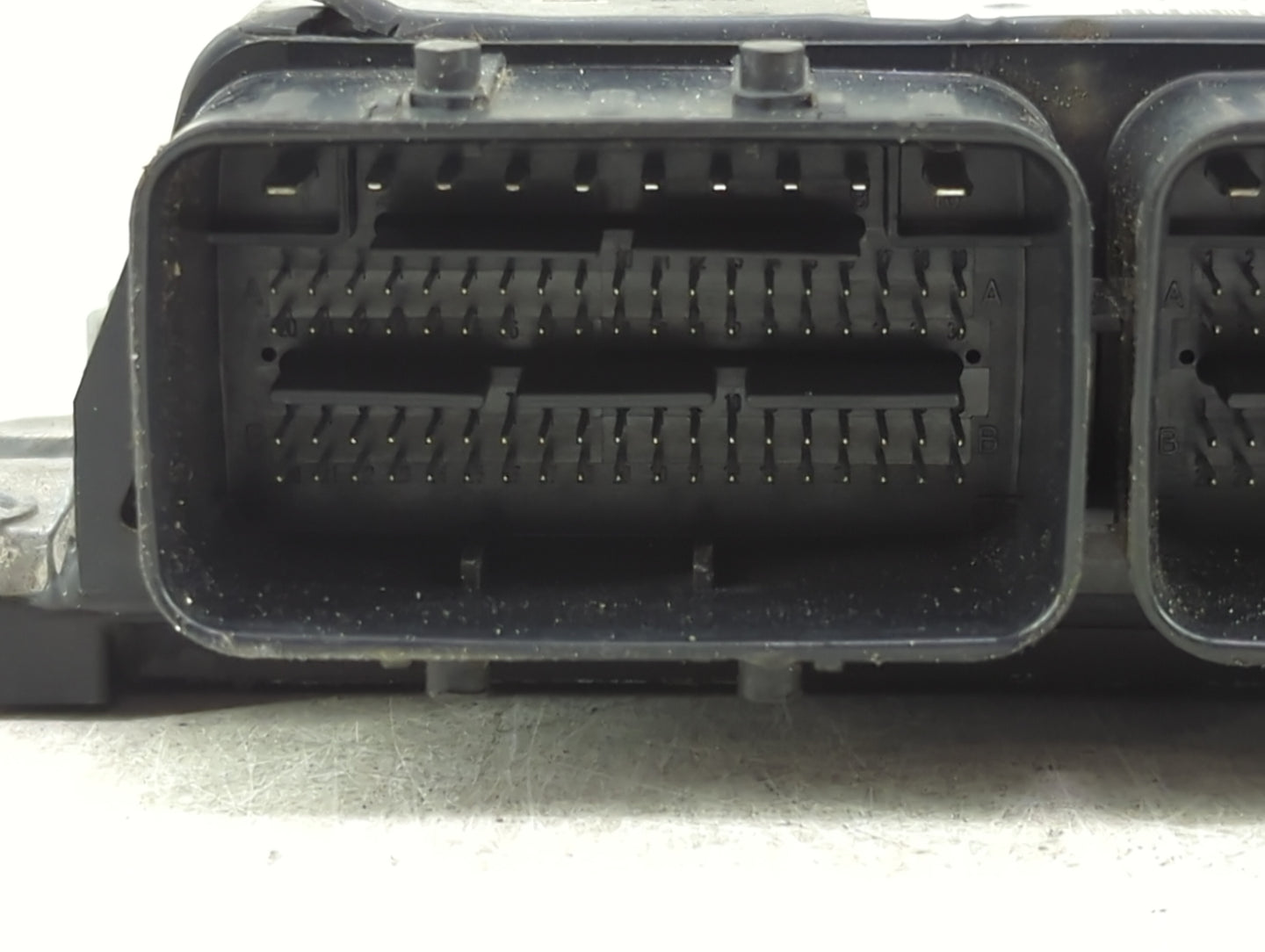 2017 Nissan Pathfinder PCM Engine Control Computer ECU ECM PCU OEM P/N:NEC018-069 Fits OEM Used Auto Parts - Oemusedautopart
