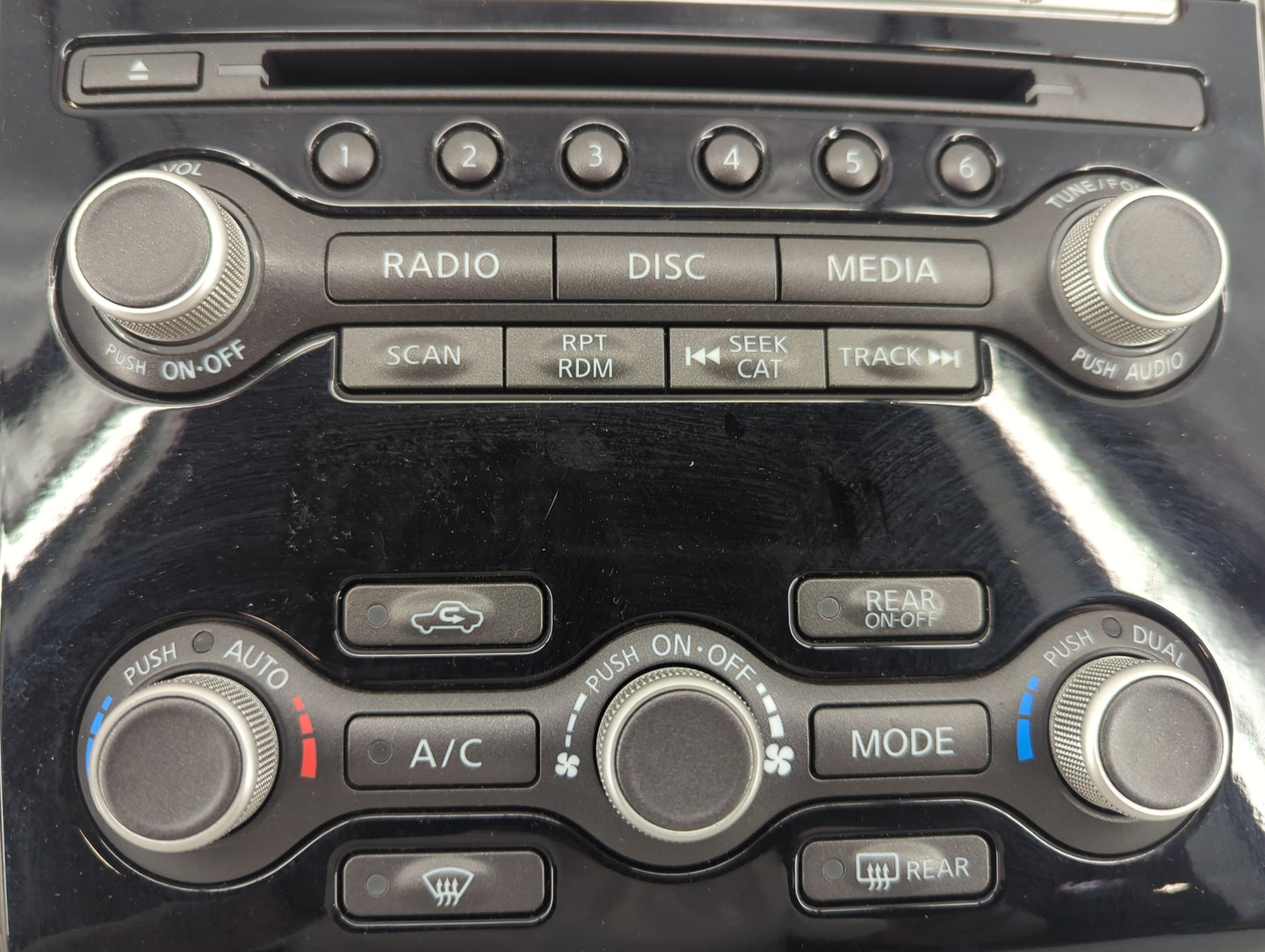 2013-2020 Nissan Pathfinder Climate Control Module Temperature AC/Heater Replacement P/N:68260 9PJ0A 68260 9PJ0B Fits OEM Us