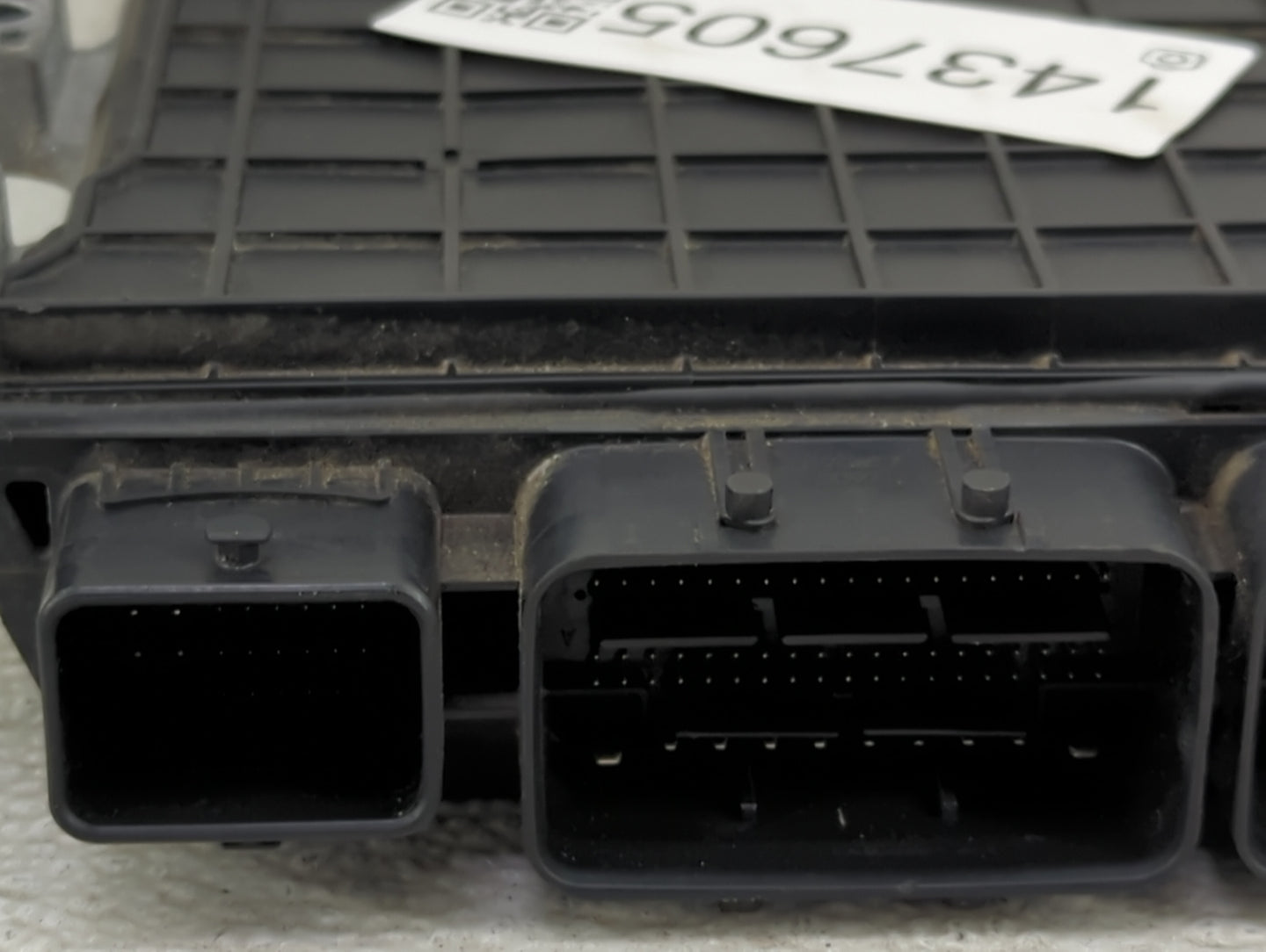 2017 Nissan Pathfinder PCM Engine Control Computer ECU ECM PCU OEM P/N:BED403-300 NEC030-030 Fits OEM Used Auto Parts - Oemu