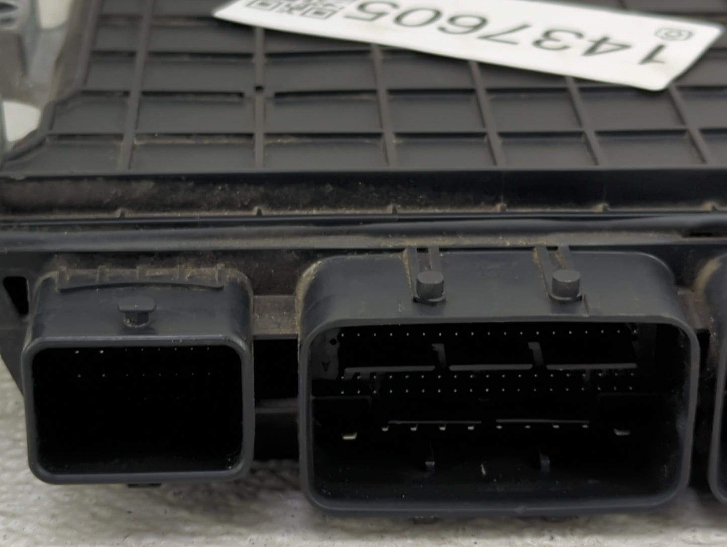 2017 Nissan Pathfinder PCM Engine Control Computer ECU ECM PCU OEM P/N:BED403-300 NEC030-030 Fits OEM Used Auto Parts - Oemu
