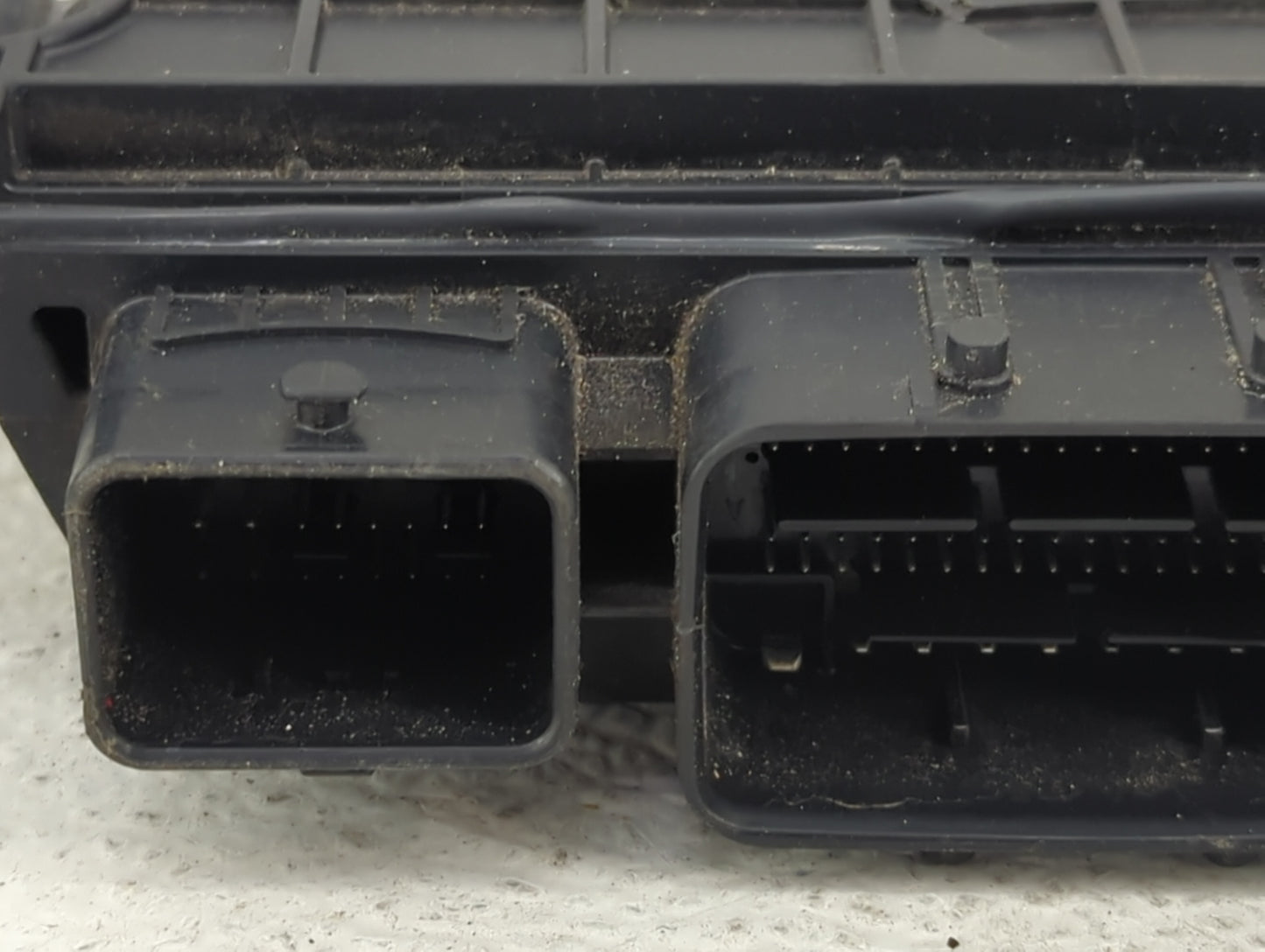 2017 Nissan Pathfinder PCM Engine Control Computer ECU ECM PCU OEM P/N:BED403-300 NEC030-028 Fits OEM Used Auto Parts - Oemu