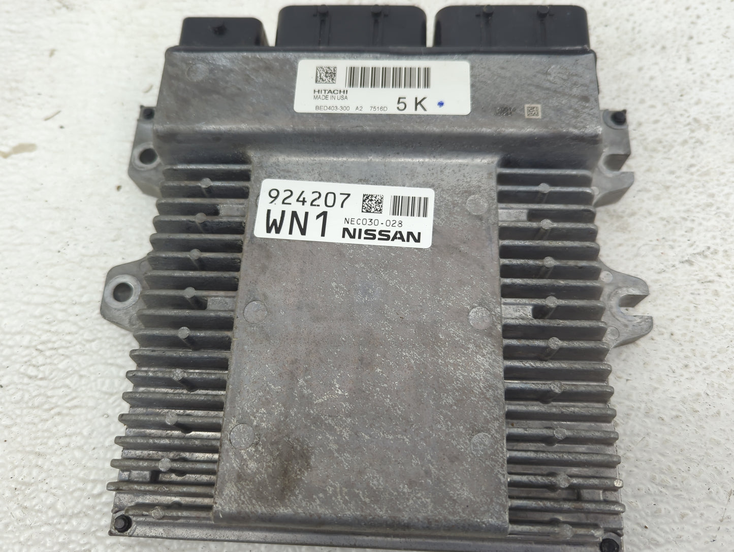 2017 Nissan Pathfinder PCM Engine Control Computer ECU ECM PCU OEM P/N:BED403-300 NEC030-028 Fits OEM Used Auto Parts - Oemu