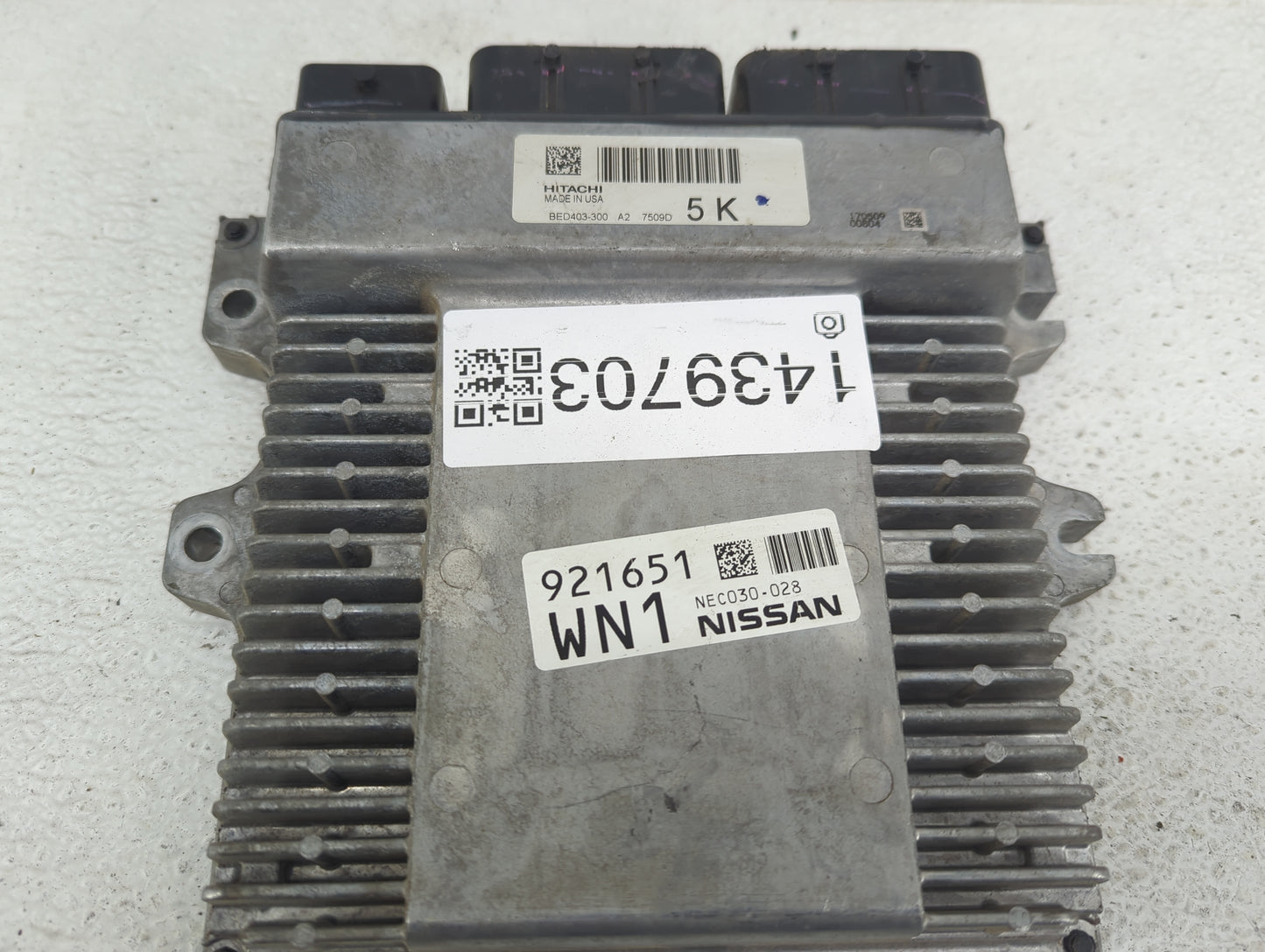 2017 Nissan Pathfinder PCM Engine Control Computer ECU ECM PCU OEM P/N:BED403-300 NEC030-028 Fits OEM Used Auto Parts - Oemu