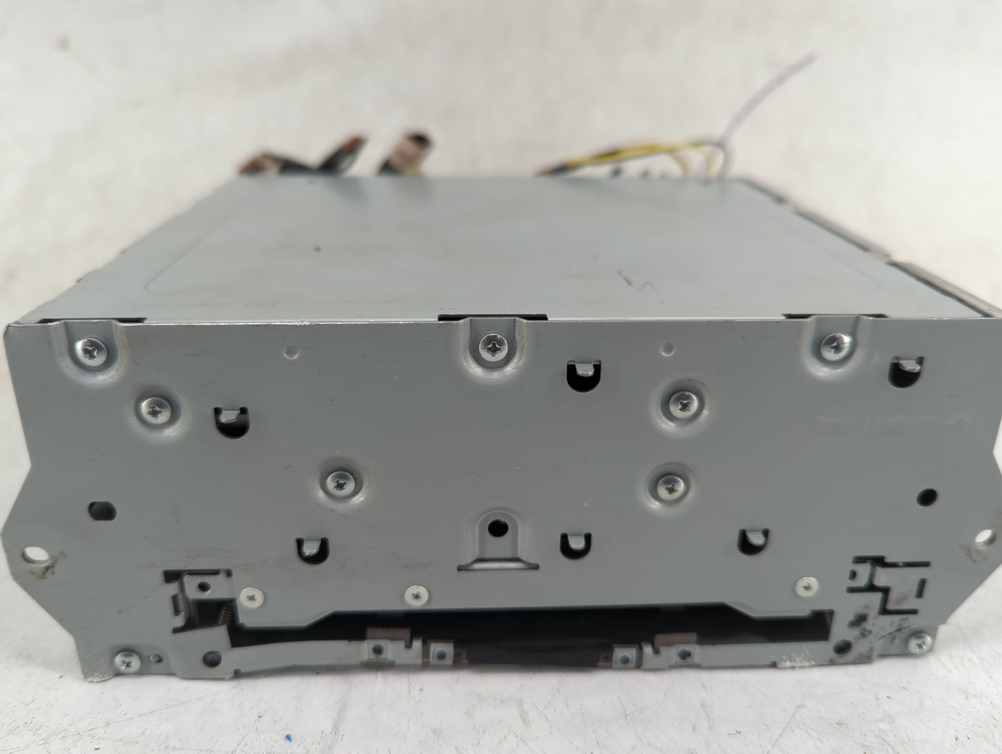 2018-2020 Nissan Pathfinder Radio AM FM Cd Player Receiver Replacement P/N:28330 9PB0A Fits Fits 2018 2019 2020 OEM Used Aut