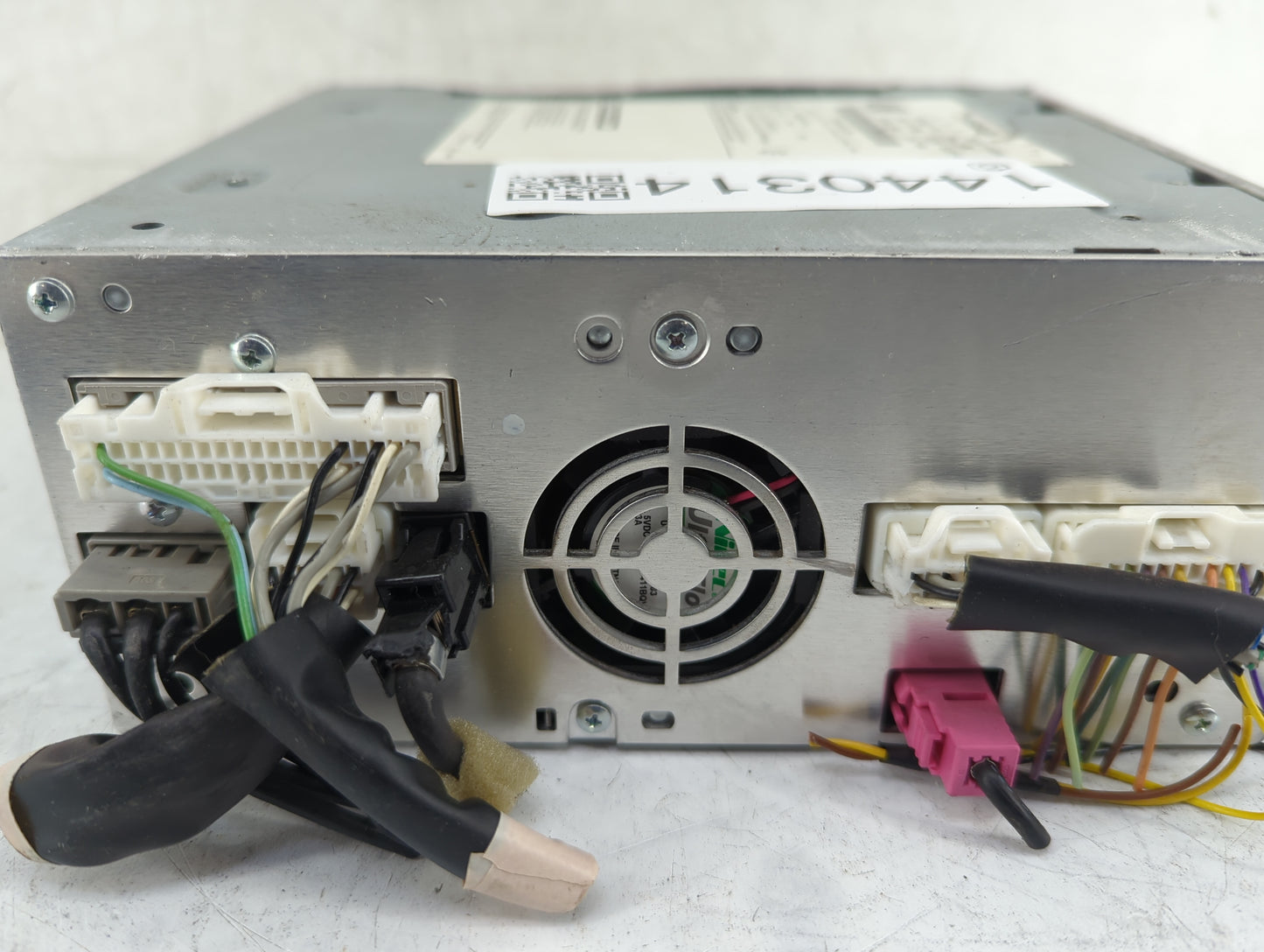 2018-2020 Nissan Pathfinder Radio AM FM Cd Player Receiver Replacement P/N:28330 9PB0A Fits Fits 2018 2019 2020 OEM Used Aut