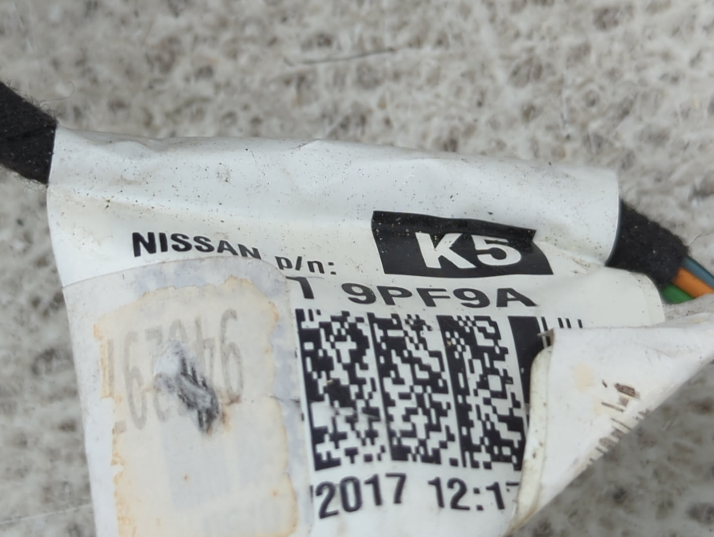 2017 Nissan Pathfinder Passenger Side View Mirror - Right Door Mirror OEM Used - Oemusedautoparts1.com