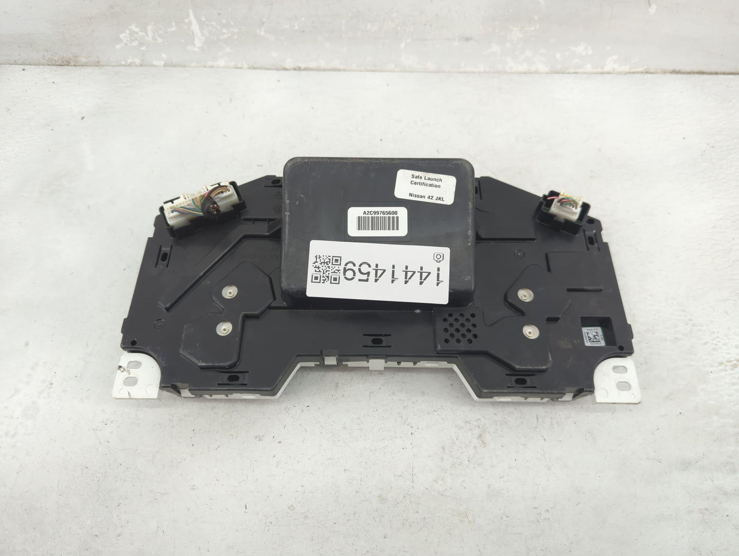2017 Nissan Pathfinder Instrument Cluster Speedometer Gauges P/N:24810 9PJ0A A2C99765600 Fits OEM Used Auto Parts - Oemuseda