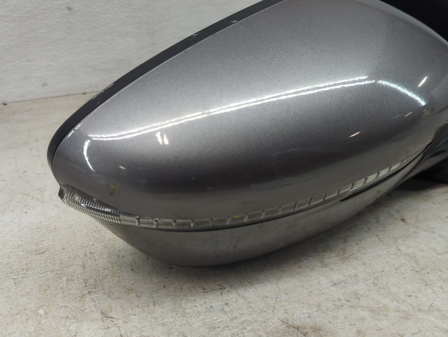 2017 Nissan Pathfinder Passenger Side View Mirror - Right Door Mirror OEM Used - Oemusedautoparts1.com