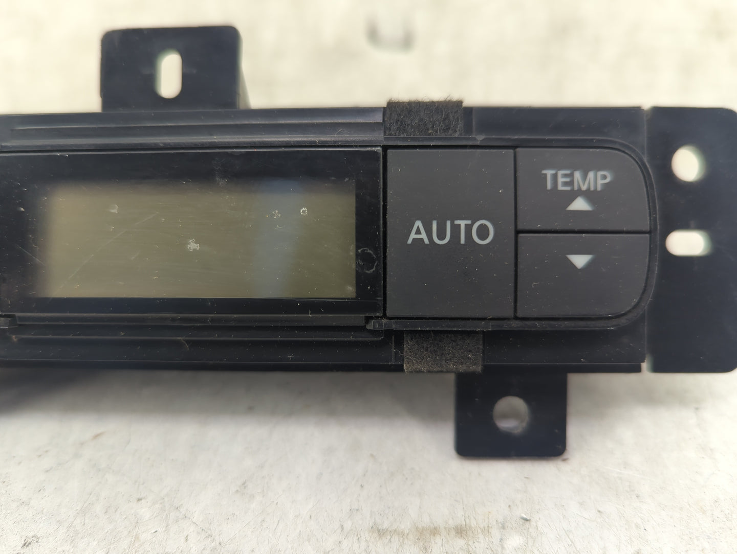 2013-2020 Nissan Pathfinder Climate Control Module Temperature AC/Heater Replacement Fits OEM Used Auto Parts - Oemusedautop