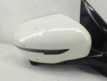 2017 Nissan Pathfinder Passenger Side View Mirror - Right Door Mirror OEM Used