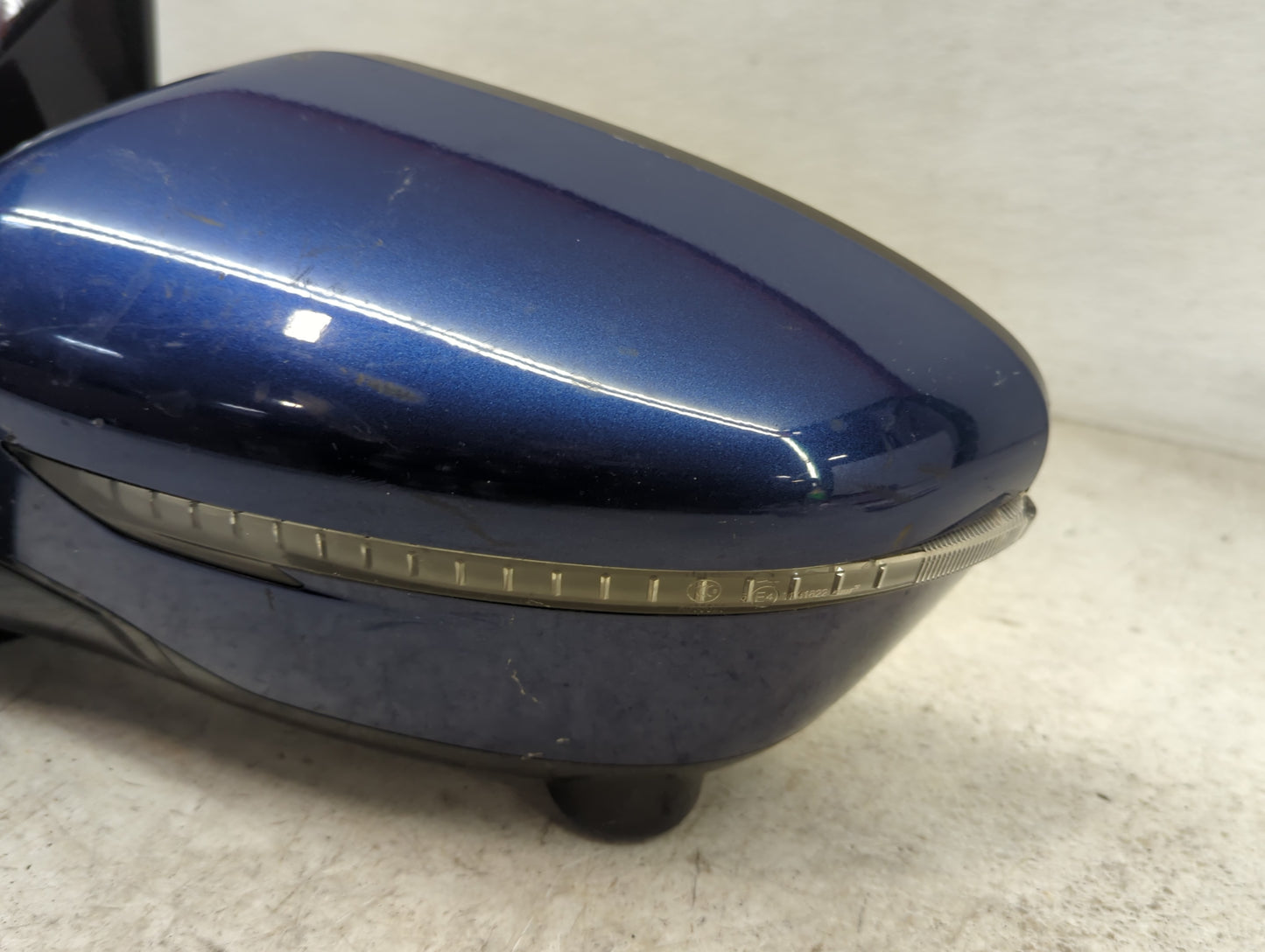 2017 Nissan Pathfinder Driver Side View Mirror - Left Door Mirror OEM Used - Oemusedautoparts1.com