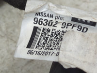 2017 Nissan Pathfinder Driver Side View Mirror - Left Door Mirror OEM Used - Oemusedautoparts1.com