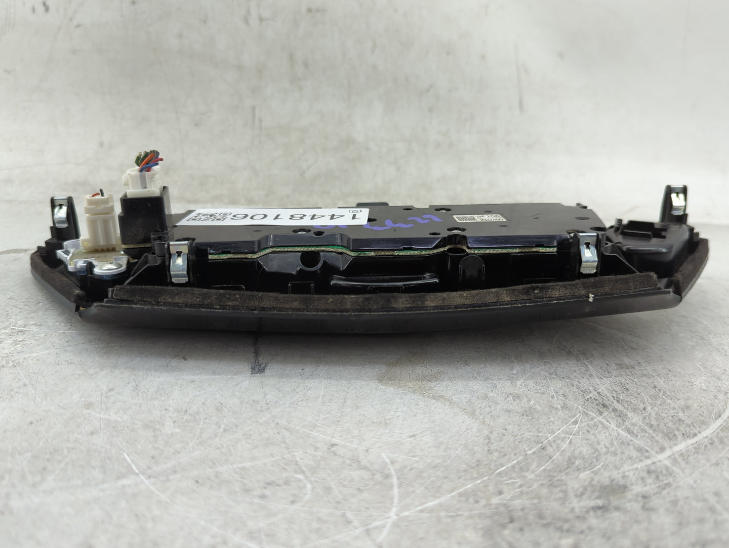 2017-2020 Nissan Pathfinder Radio AM FM Cd Player Receiver Replacement P/N:9PJ0A Fits Fits 2017 2018 2019 2020 OEM Used Auto