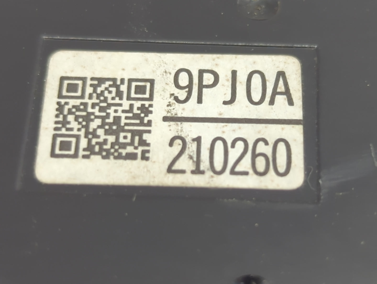 2017-2020 Nissan Pathfinder Radio AM FM Cd Player Receiver Replacement P/N:9PJ0A Fits Fits 2017 2018 2019 2020 OEM Used Auto