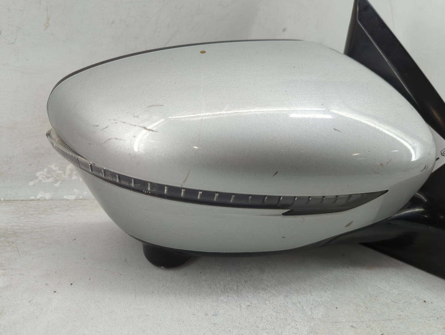 2017 Nissan Pathfinder Passenger Side View Mirror - Right Door Mirror OEM Used - Oemusedautoparts1.com