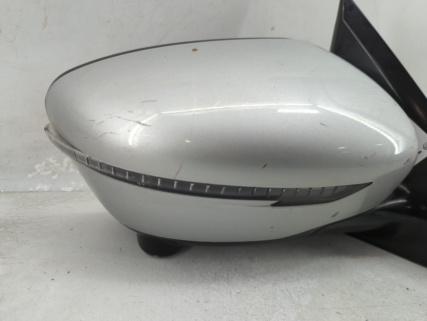 2017 Nissan Pathfinder Passenger Side View Mirror - Right Door Mirror OEM Used - Oemusedautoparts1.com