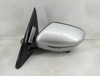 compare product 2017 Nissan Pathfinder Driver Side View Mirror - Left Door Mirror OEM Used