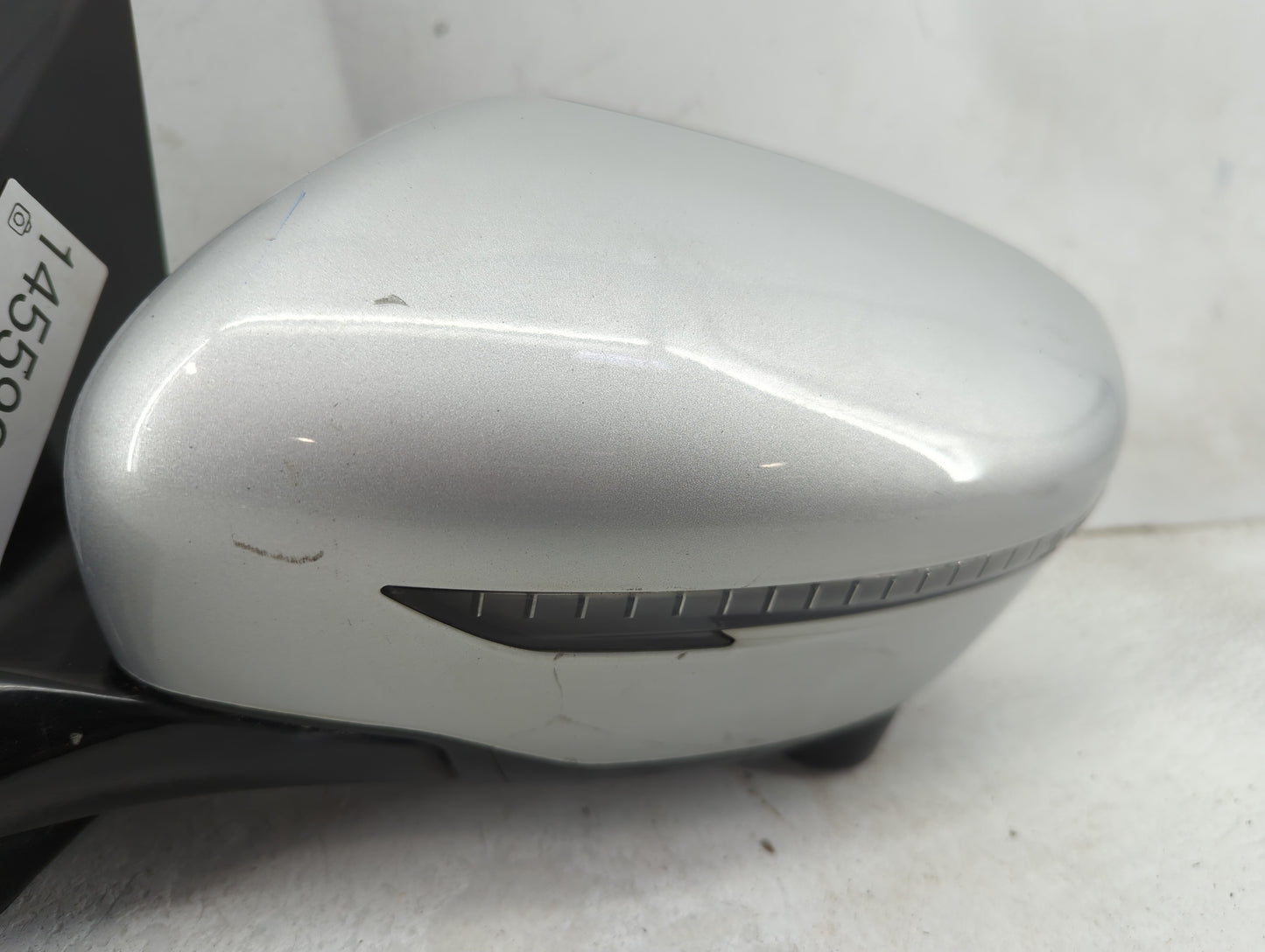 2017 Nissan Pathfinder Driver Side View Mirror - Left Door Mirror OEM Used - Oemusedautoparts1.com