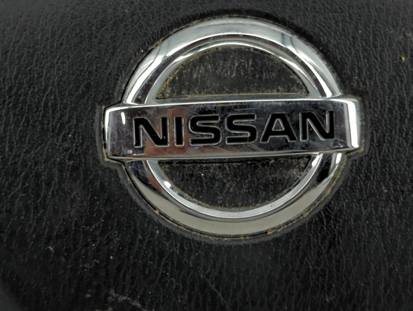 2017 Nissan Pathfinder Air Bag Driver Left Steering Wheel Mounted Black - Oemusedautoparts1.com