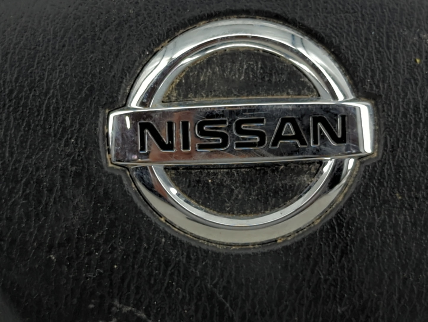 2017 Nissan Pathfinder Air Bag Driver Left Steering Wheel Mounted Black - Oemusedautoparts1.com