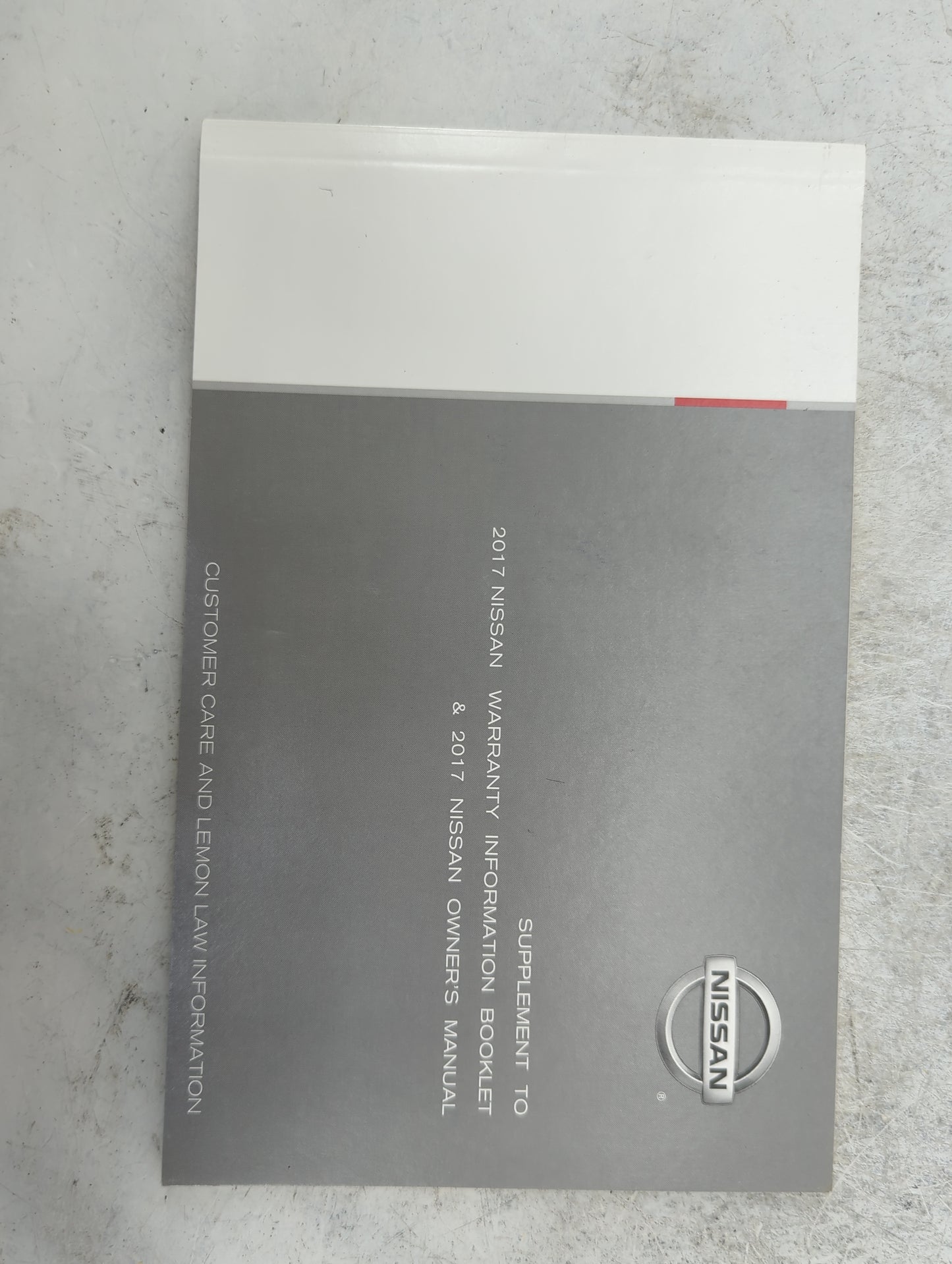 2017 Nissan Pathfinder Owners Manual Book Guide P/N:OM17EA0R52U0 LL17EANALLU0 OEM Used Auto Parts - Oemusedautoparts1.com