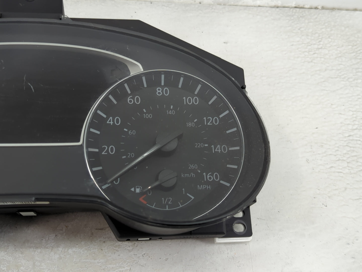 2017 Nissan Pathfinder Instrument Cluster Speedometer Gauges P/N:24810 9PJ0A A2C99765600 Miles:107K Fits OEM Used Auto Parts