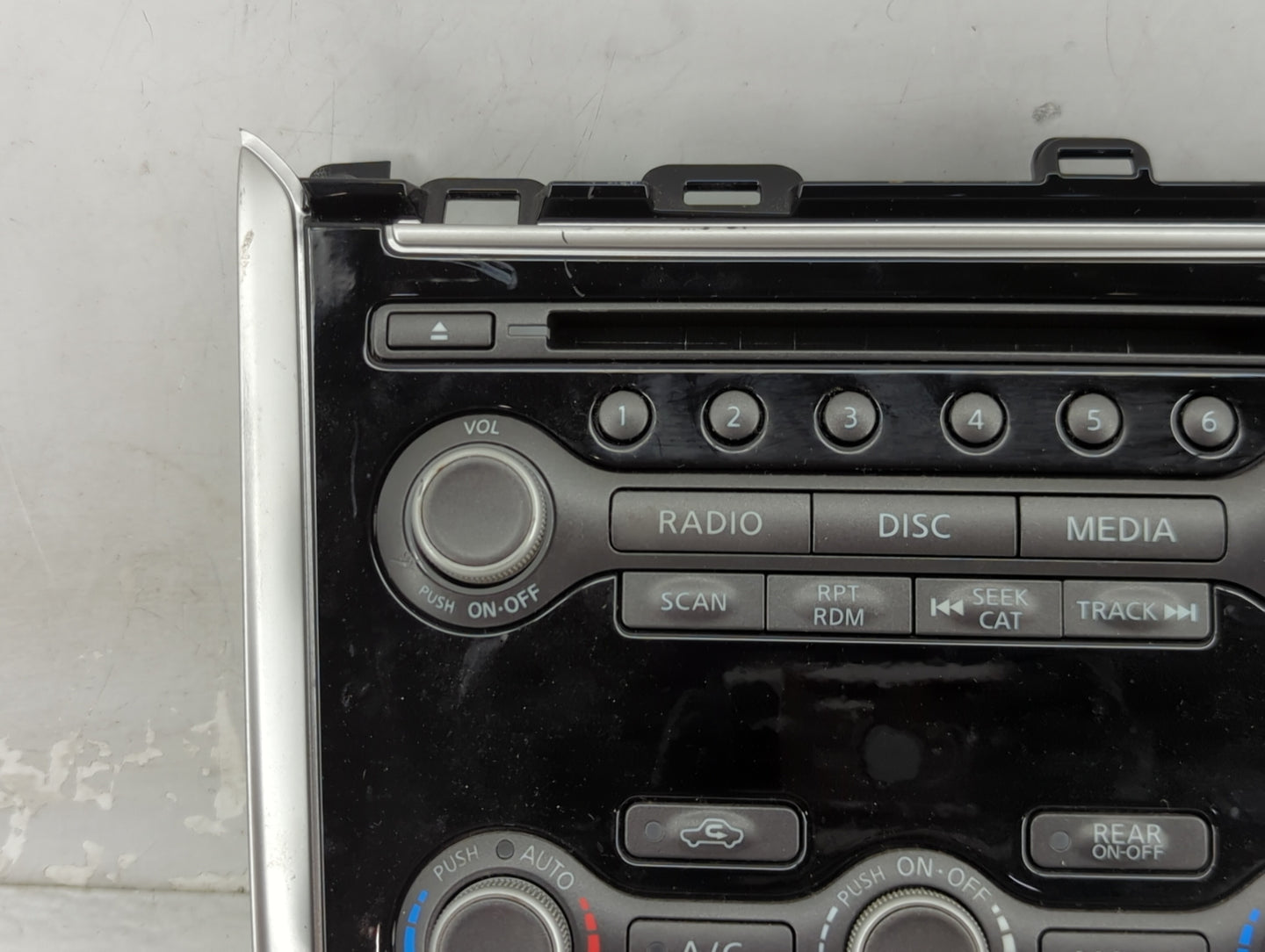 2017-2020 Nissan Pathfinder Radio Control Panel 1464745 - Oemusedautoparts1.com