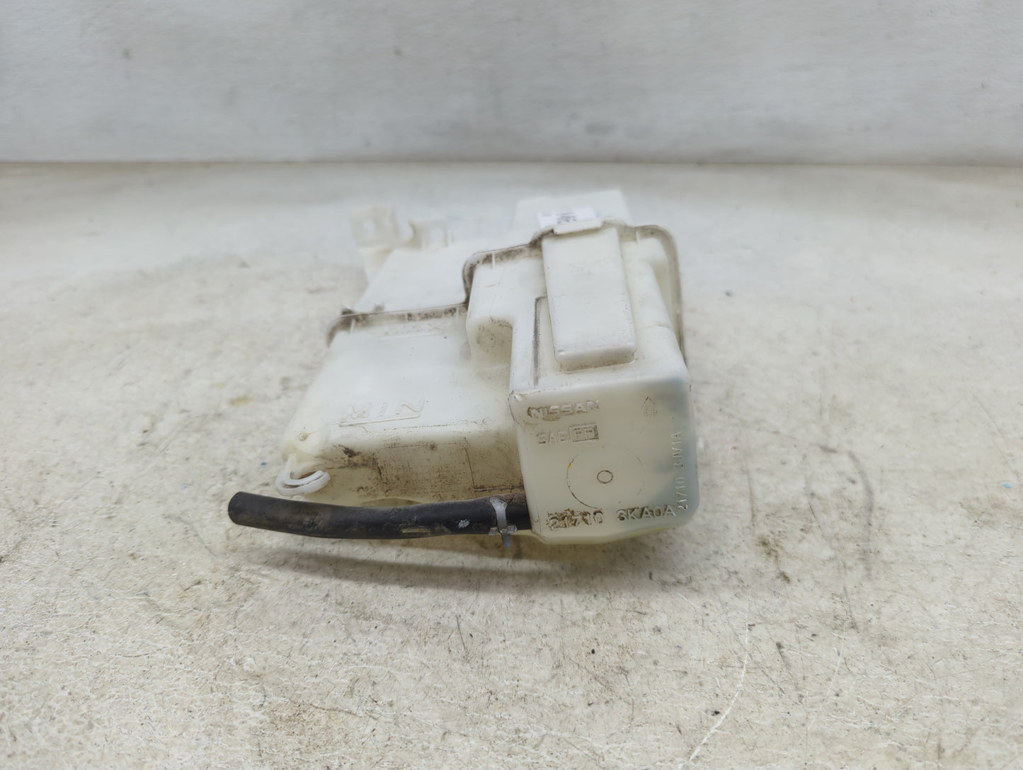 2013 Nissan Pathfinder Radiator Coolant Overflow Expansion Tank Bottle 1465548 - Oemusedautoparts1.com