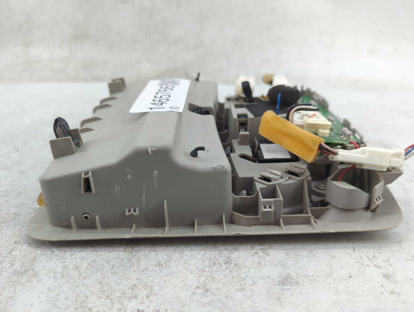 2017 Nissan Pathfinder Overhead Roof Console 1465766 - Oemusedautoparts1.com