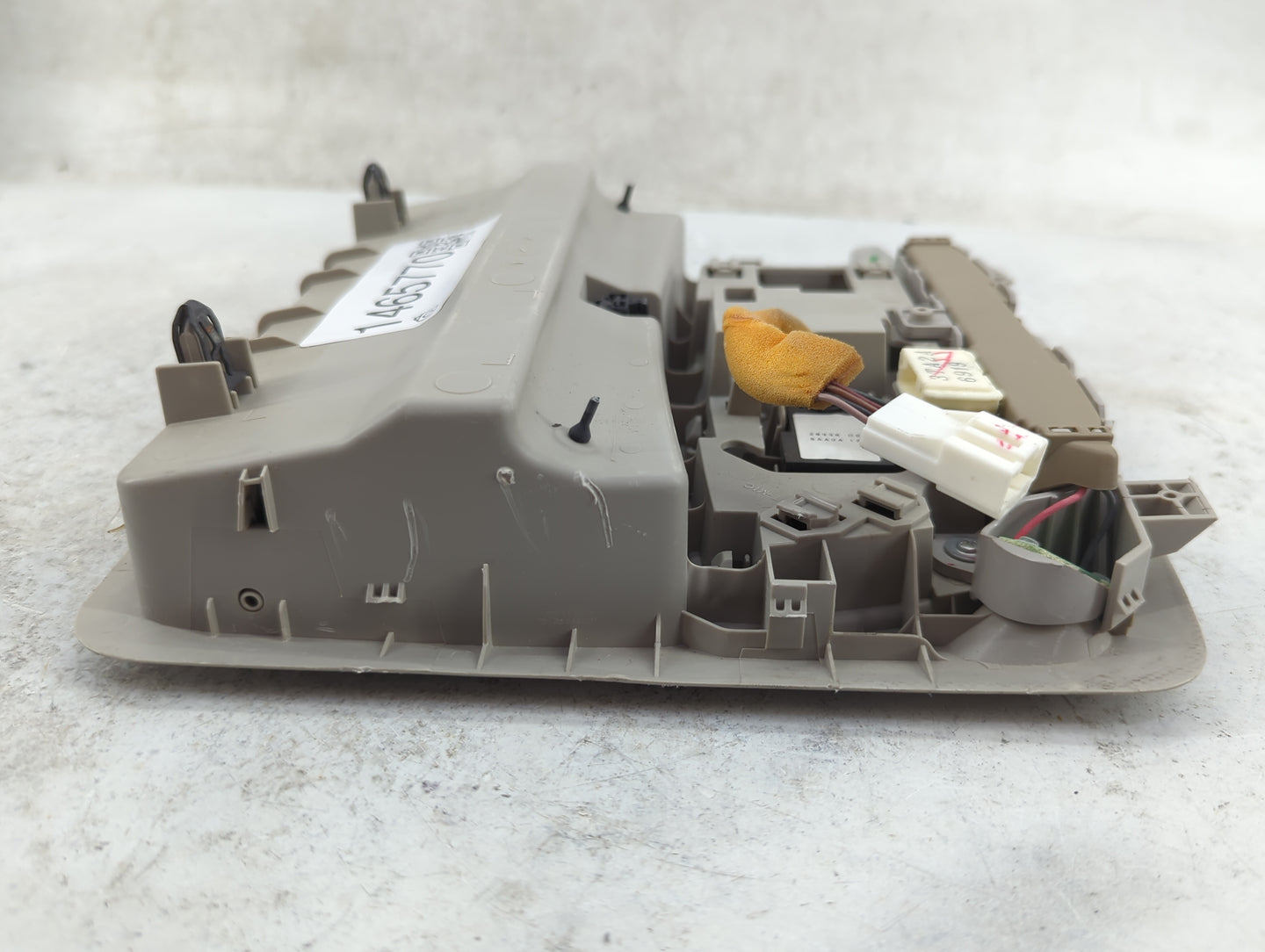 2017 Nissan Pathfinder Overhead Roof Console 1465770 - Oemusedautoparts1.com