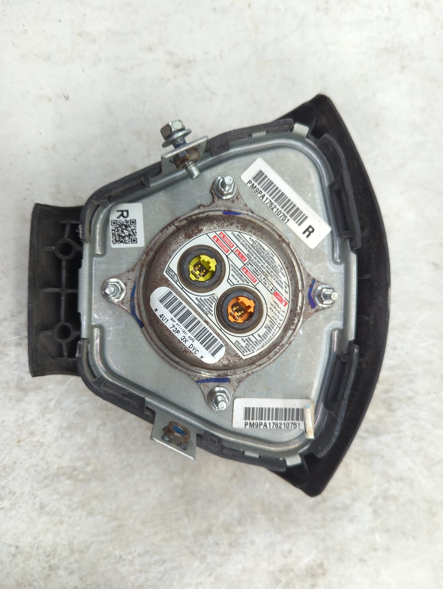 2014-2020 Nissan Pathfinder Air Bag Driver Left Steering Wheel Mounted 1466018 - Oemusedautoparts1.com