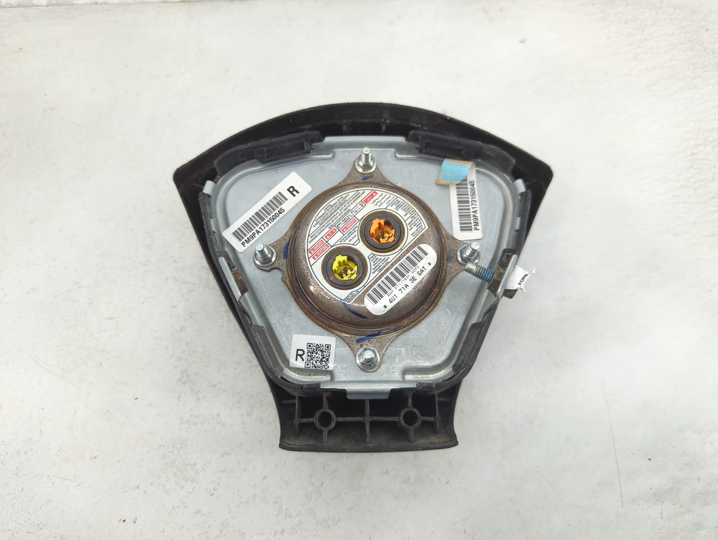 2014-2020 Nissan Pathfinder Air Bag Driver Left Steering Wheel Mounted 1466117 - Oemusedautoparts1.com