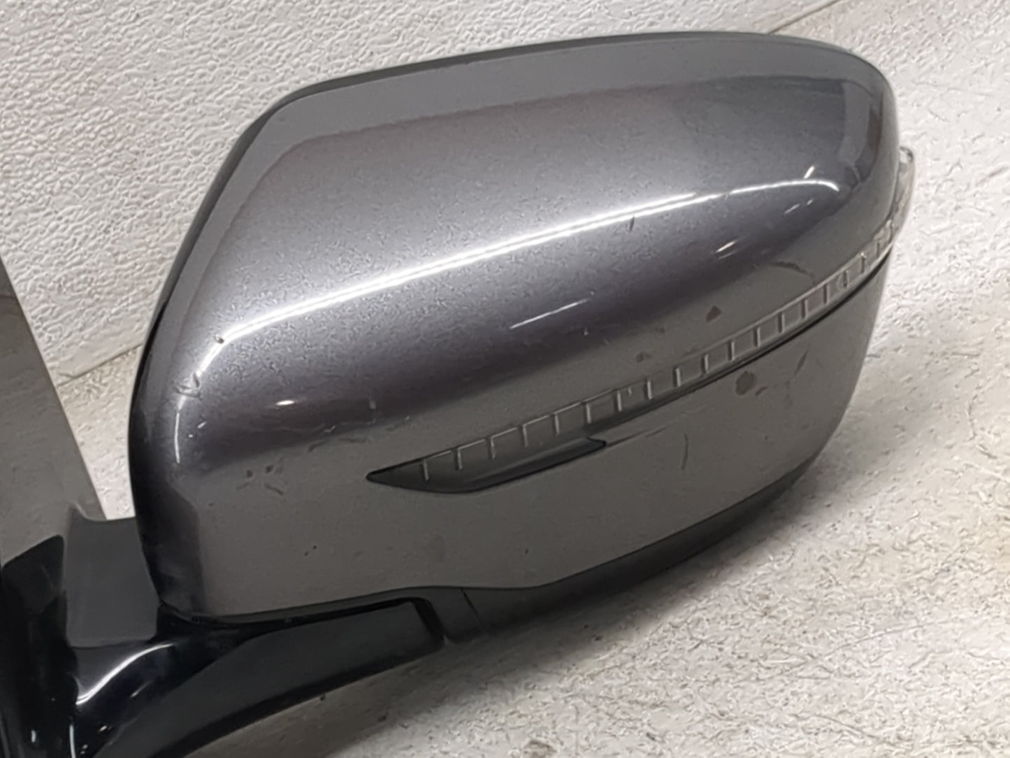 2017 Nissan Pathfinder Driver Side View Mirror - Left Door Mirror OEM Used - Oemusedautoparts1.com