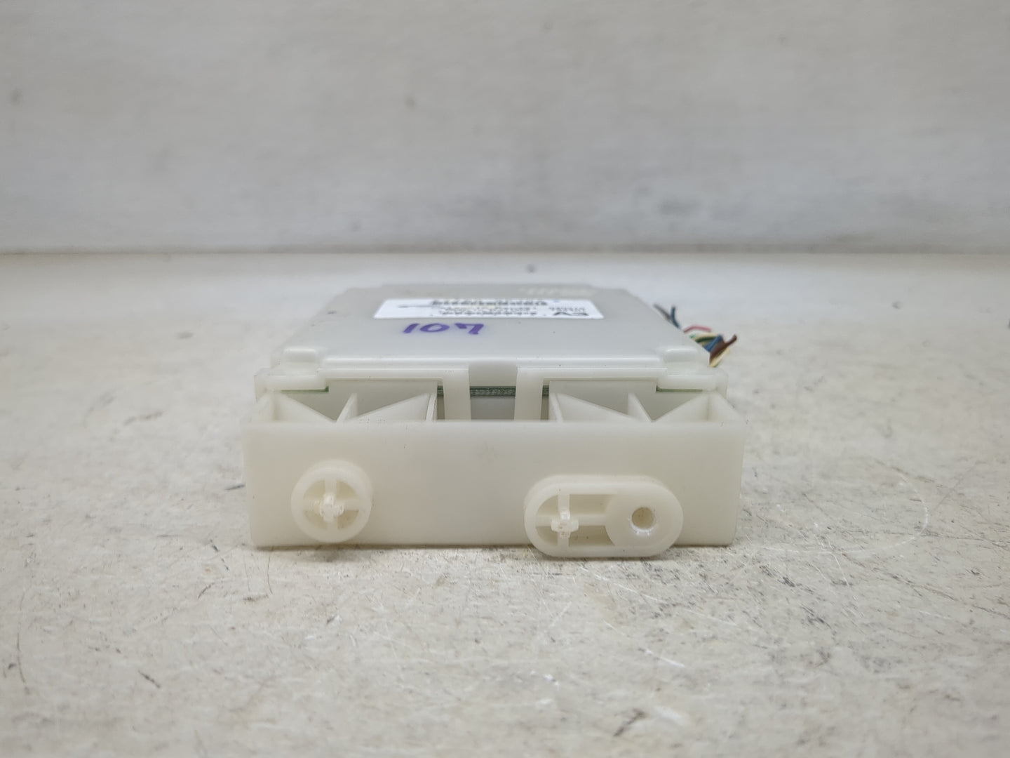 2017-2017 Nissan Pathfinder Temperature Control Module 27760 9pj0a - Oemusedautoparts1.com