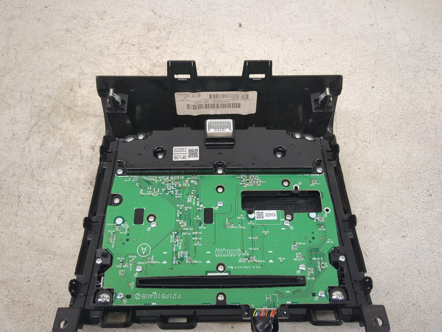 2017 Nissan Pathfinder Radio Control Panel 1468218 - Oemusedautoparts1.com