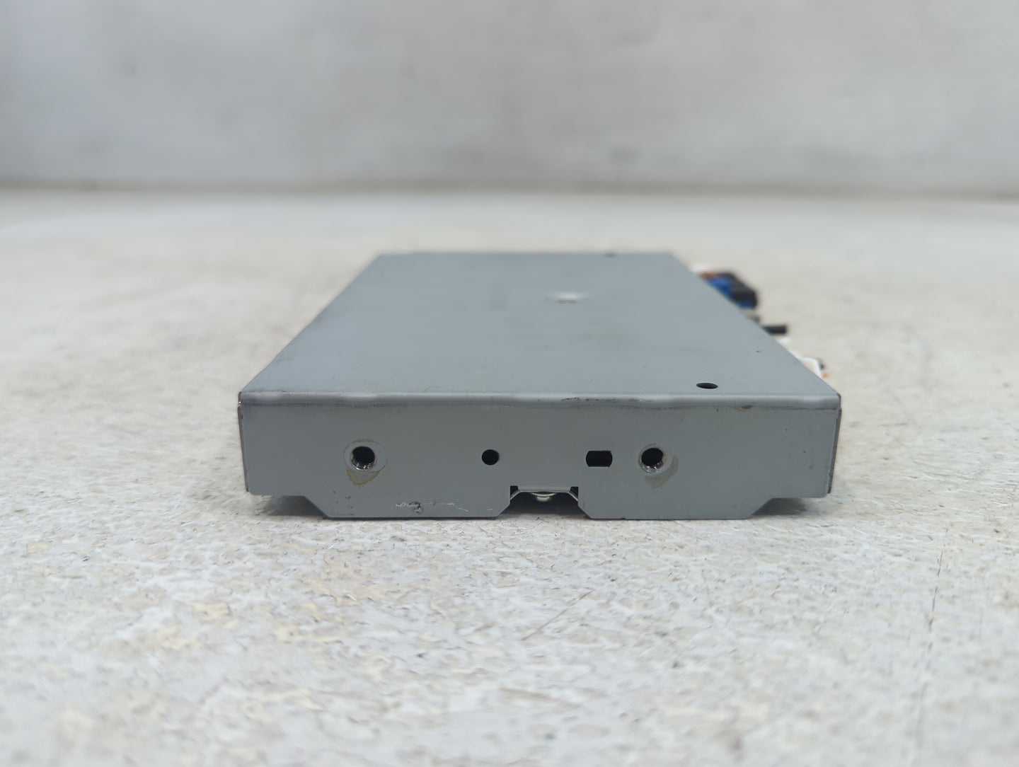 2017 Nissan Pathfinder Radio AM FM Cd Player Receiver Replacement P/N:259154HB4F QY-7580 Fits OEM Used Auto Parts - Oemuseda
