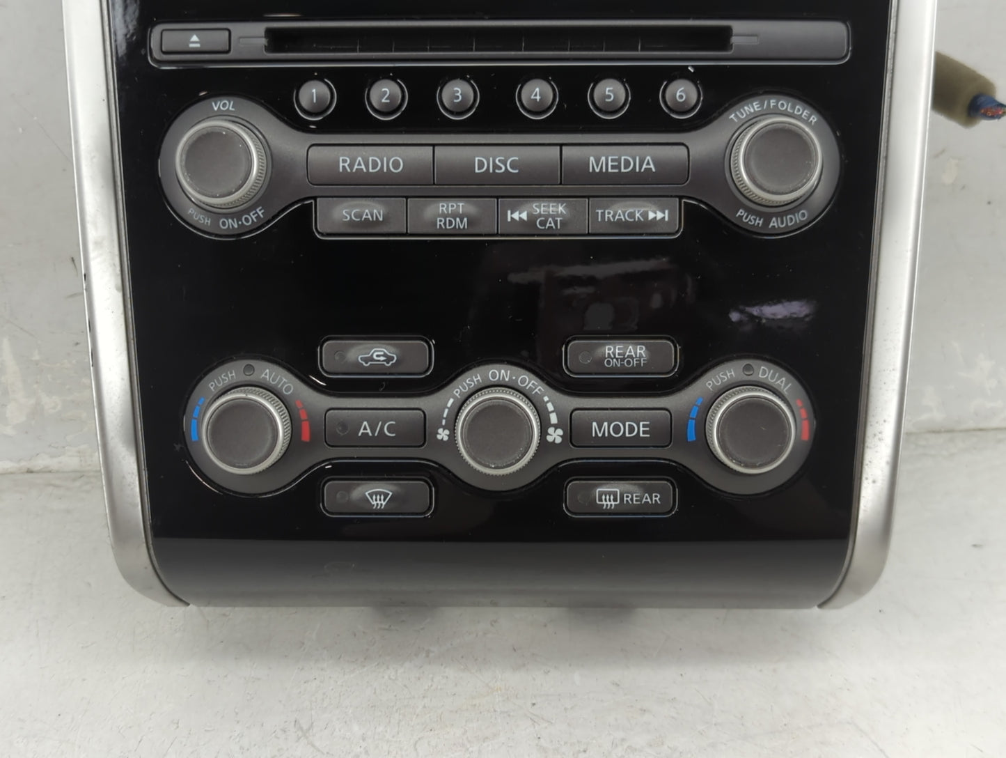 2017-2020 Nissan Pathfinder Radio Control Panel 1469133 - Oemusedautoparts1.com