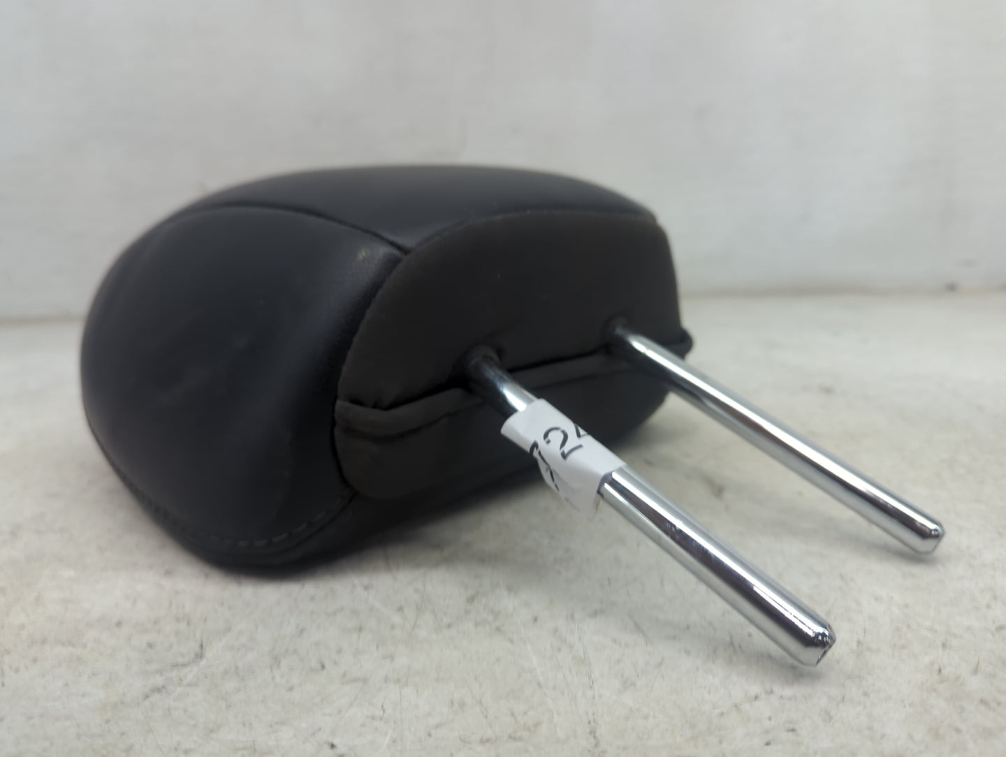 2017 Nissan Pathfinder Headrest Head Rest Rear Seat Fits OEM Used Auto Parts - Oemusedautoparts1.com