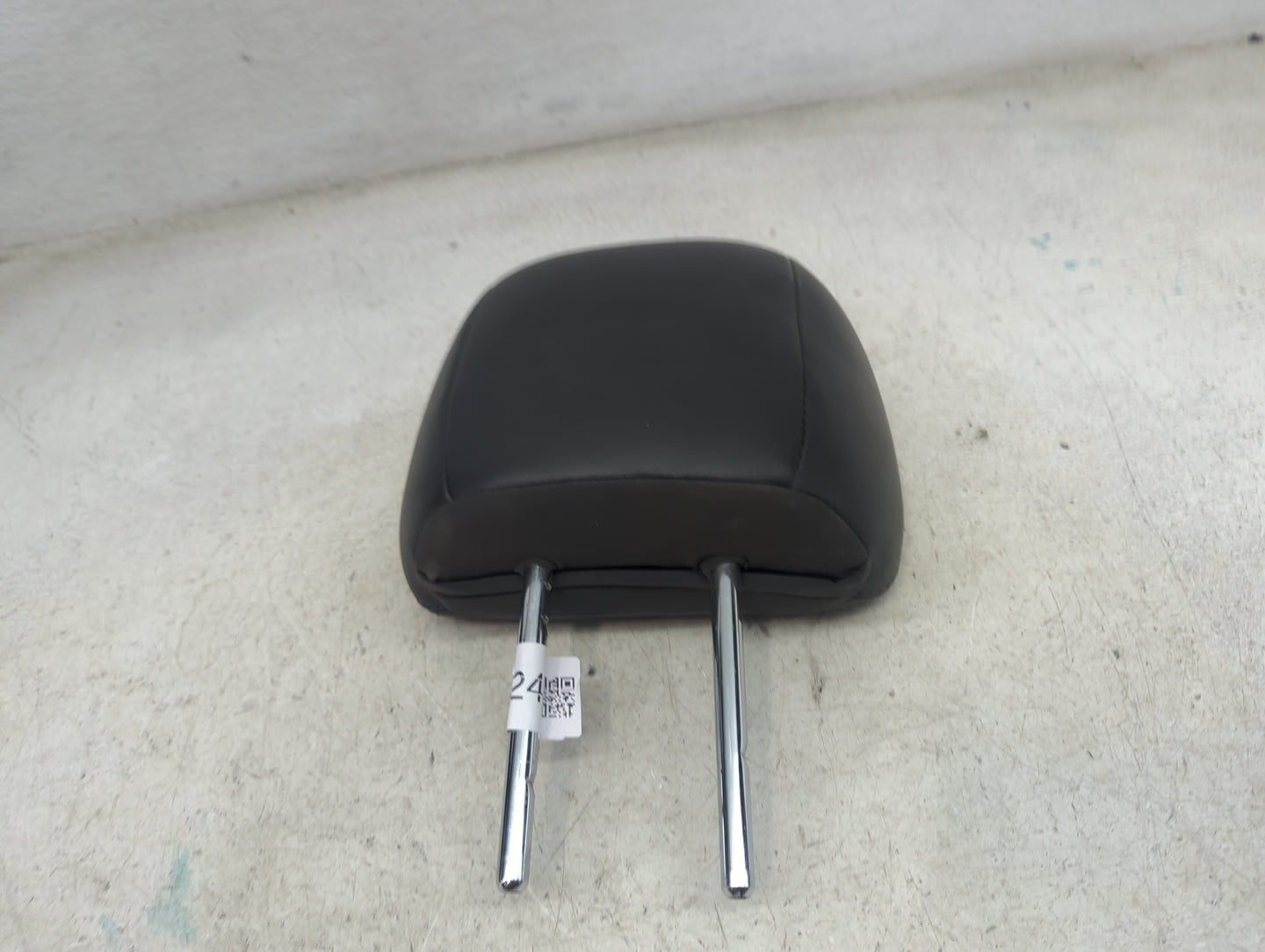 2017 Nissan Pathfinder Headrest Head Rest Rear Center Seat Fits OEM Used Auto Parts - Oemusedautoparts1.com