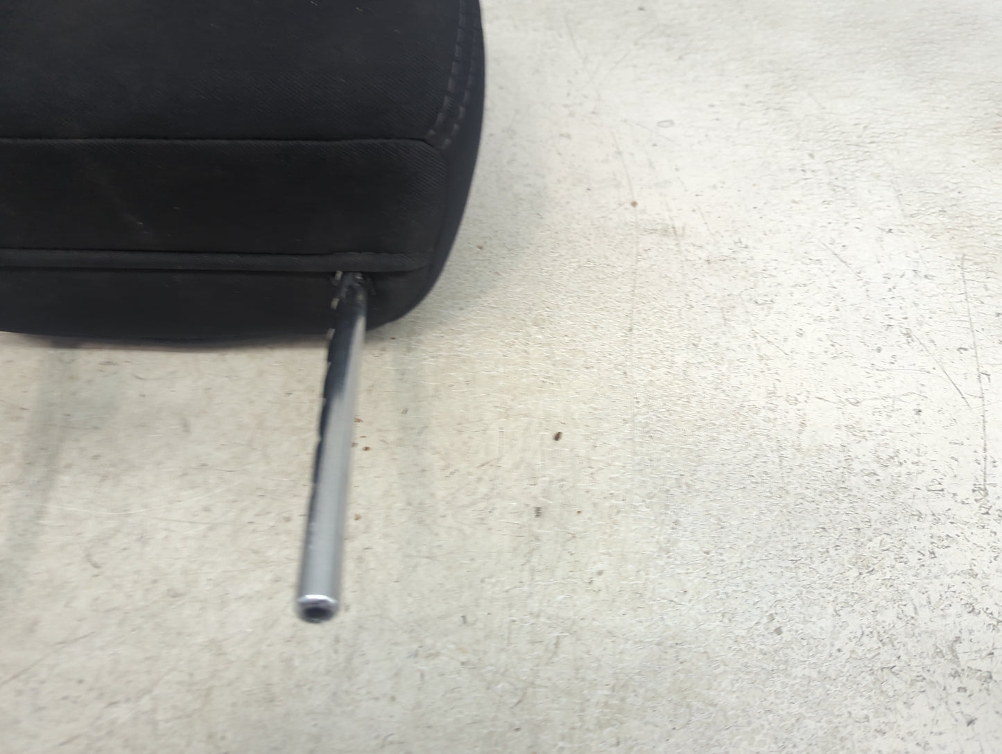 2017 Nissan Pathfinder Headrest Head Rest Front Driver Passenger Seat Fits OEM Used Auto Parts - Oemusedautoparts1.com