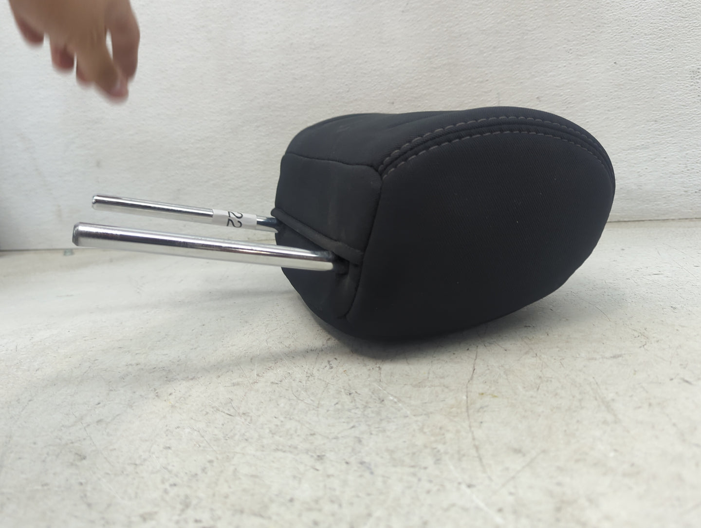 2017 Nissan Pathfinder Headrest Head Rest Front Driver Seat Black 1473222 - Oemusedautoparts1.com