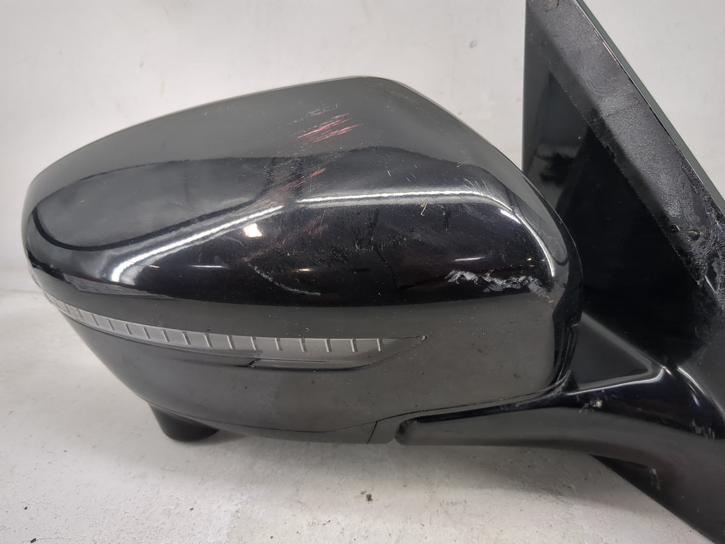 2017 Nissan Pathfinder Passenger Side View Mirror - Right Door Mirror OEM Used - Oemusedautoparts1.com