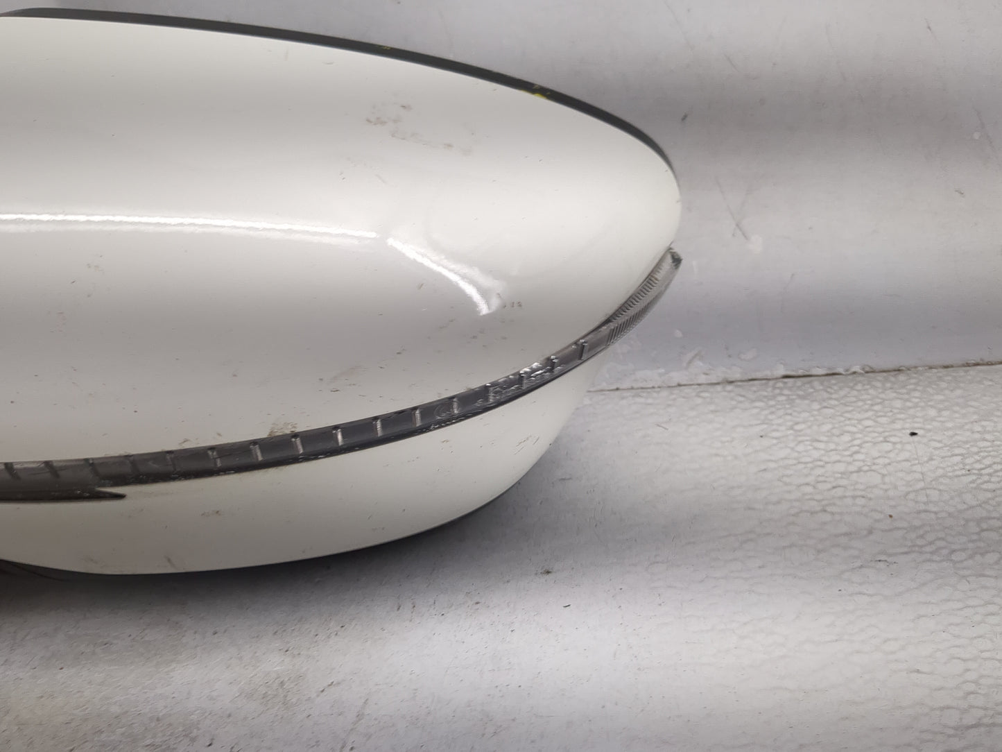 2017 Nissan Pathfinder Driver Side View Mirror - Left Door Mirror OEM Used - Oemusedautoparts1.com