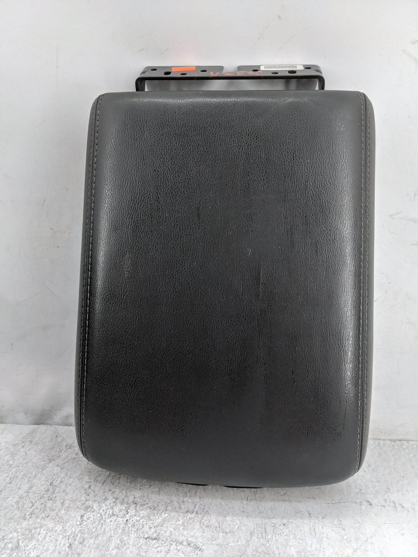 2017 Nissan Pathfinder Center Console Armrest Cover Lid P/N:96920 9PF3A VG80 Fits OEM Used Auto Parts - Oemusedautoparts1.co
