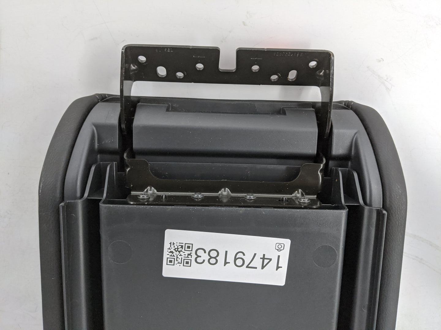 2017 Nissan Pathfinder Center Console Armrest Cover Lid P/N:96920 9PF3A VG80 Fits OEM Used Auto Parts - Oemusedautoparts1.co