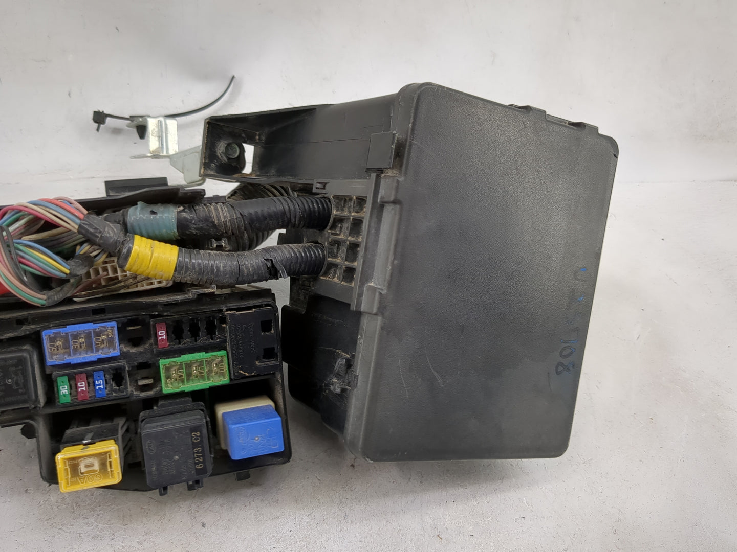 2015-2022 Nissan Pathfinder Fusebox Fuse Box Panel Relay Module Fits Fits 2015 2016 2017 2018 2019 2020 2022 OEM Used Auto P